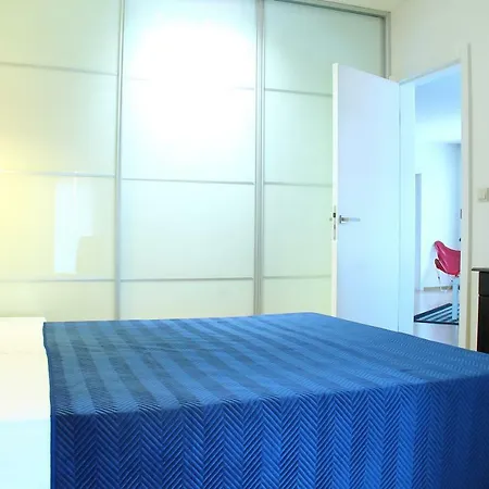 Chic In The Center Of Krakow. Free Parking. Appartamento *