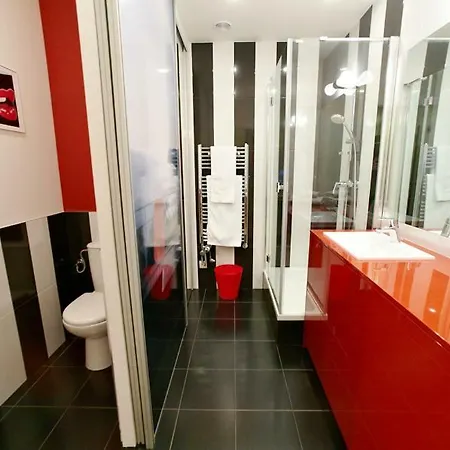 Апартаменты Chic In The Center Of Krakow. Free Parking. Краков